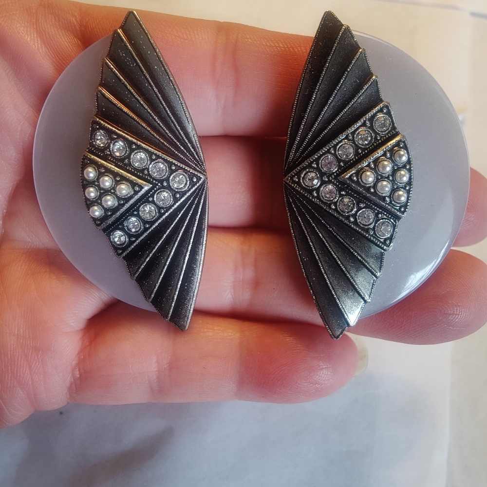 Art Deco Style Fan Wing‎ Earrings Silver Tone Faux Pearl Clip On Retro Statement